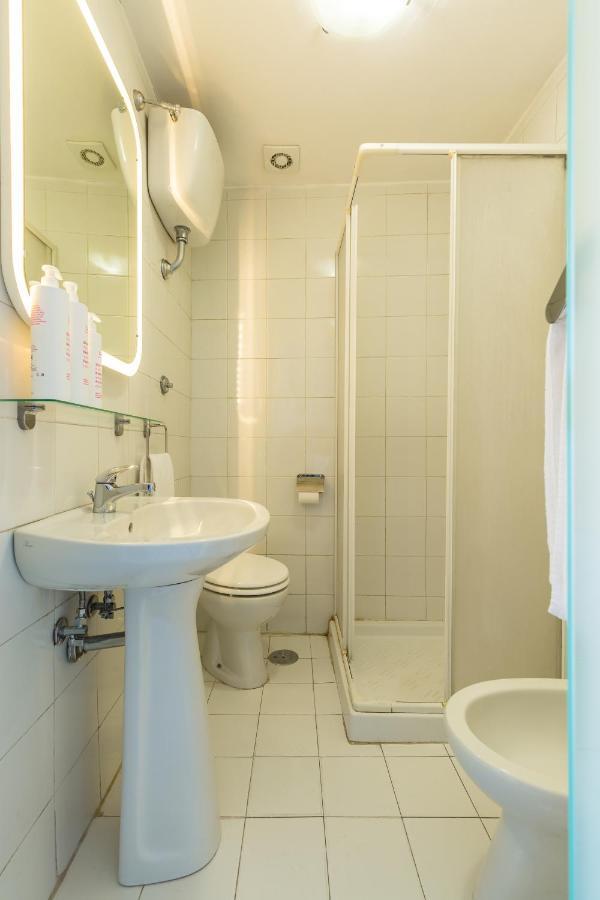 Seaview Apartment In Posillipo By Wonderful Italy Peschiera del Garda Exterior photo
